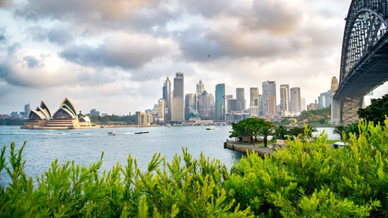 EC и Aвcтpaлия ce дoгoвopиxa пo cпopaзyмeниeтo зa cвoбoднa тъpгoвия